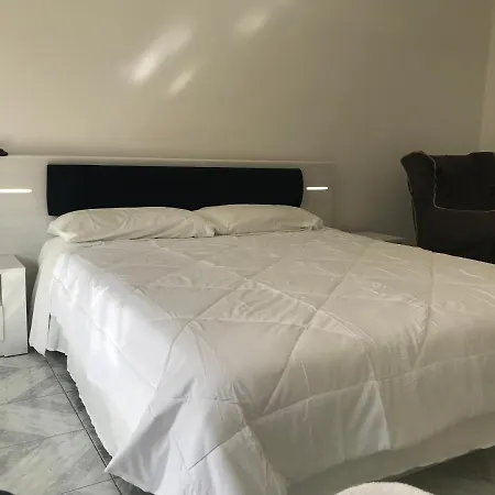 Apartahotel Stanze Vacanze A Messina Mesina